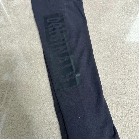 ADIDAS CHARCOAL GREY LEGGINGS & T SHIRT 2 PIECE SET XS/S - Picture 5 of 12